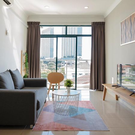Golden View Serviced Apartments Tanjung Tokong Eksteriør bilde