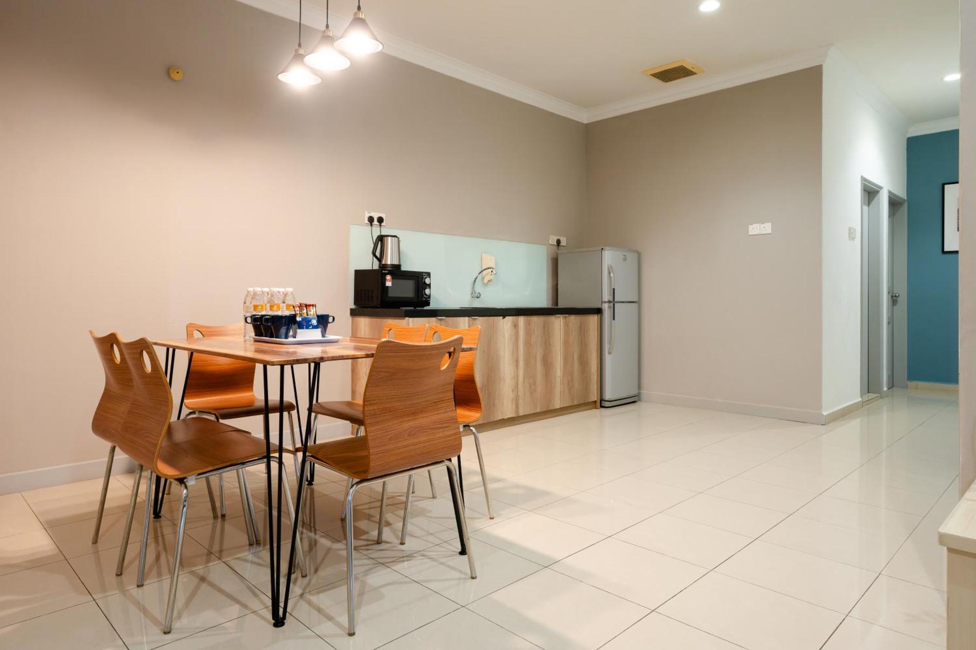 Golden View Serviced Apartments Tanjung Tokong Eksteriør bilde