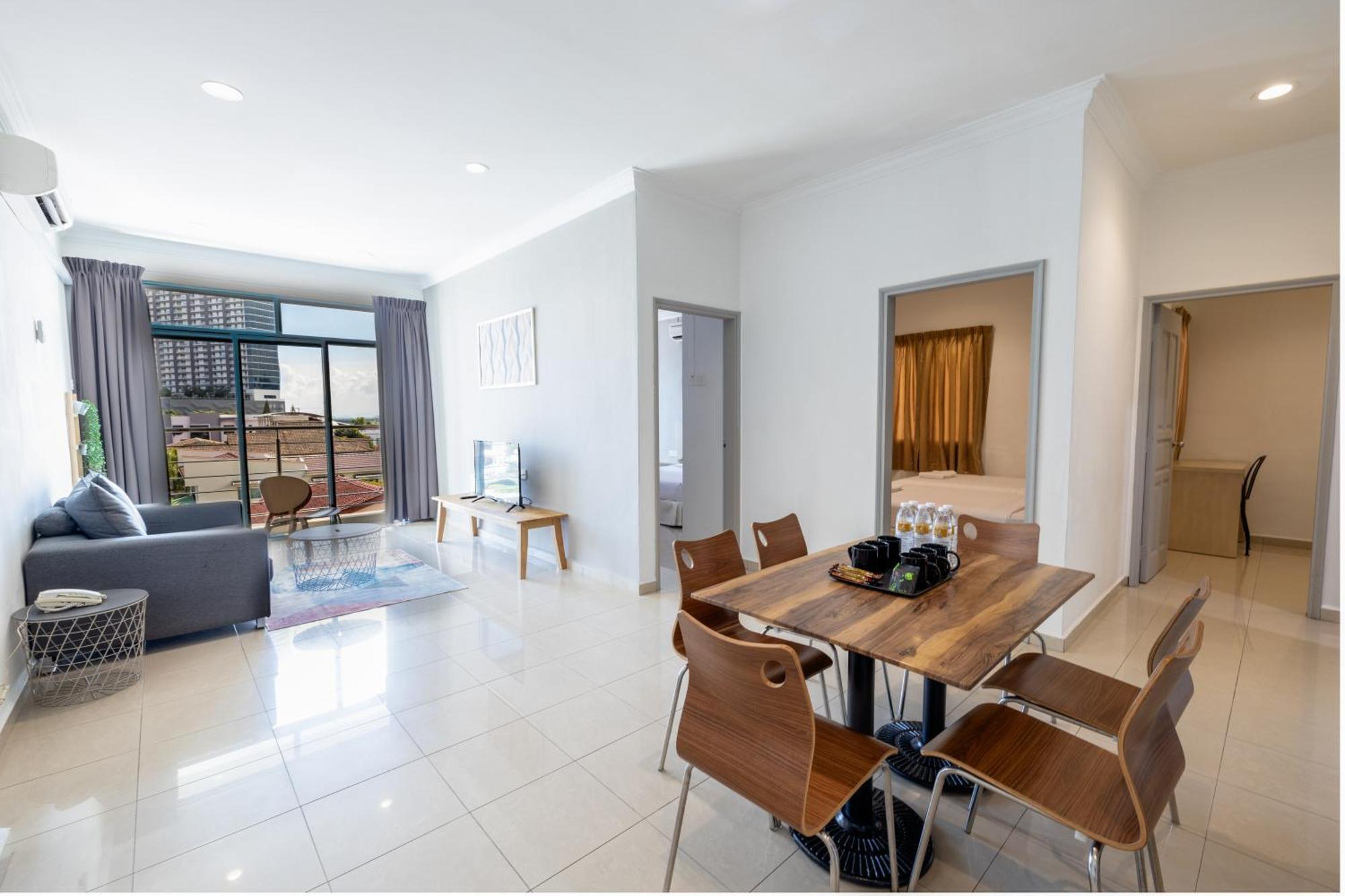 Golden View Serviced Apartments Tanjung Tokong Eksteriør bilde
